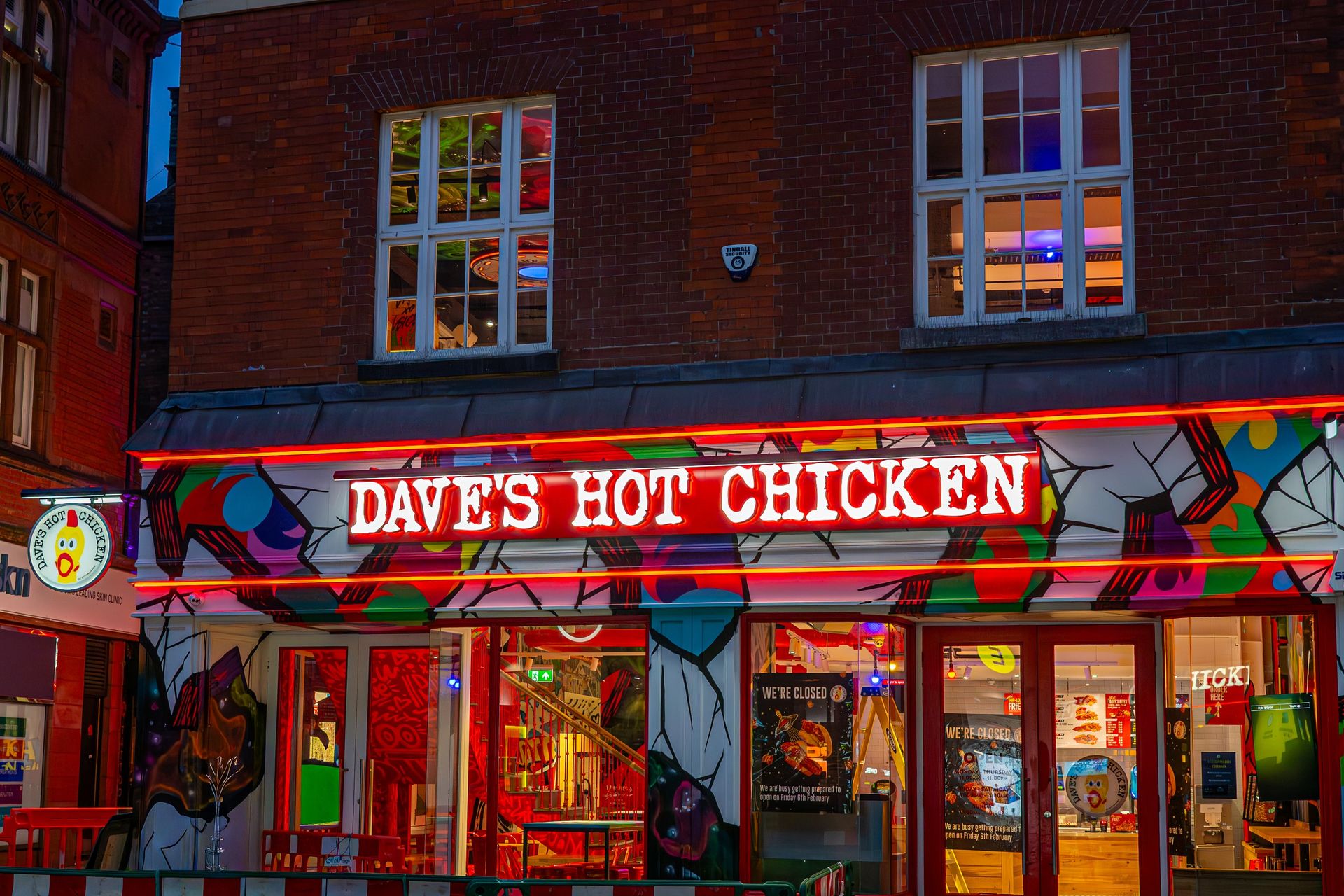 DHC – Leicester PROG A-25